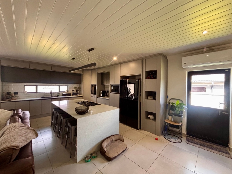 3 Bedroom Property for Sale in Wilkoppies North West